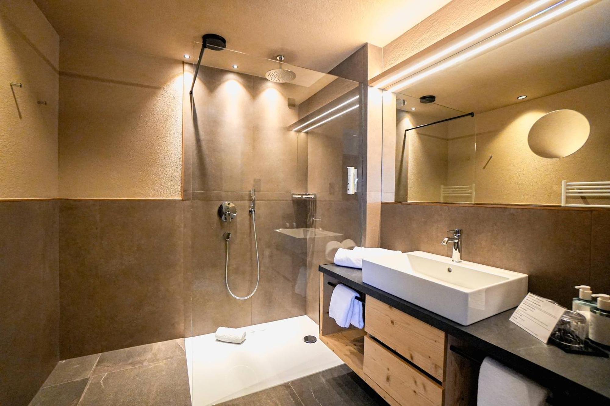 Hotel Pozzamanigoni Selva di Val Gardena Bagian luar foto